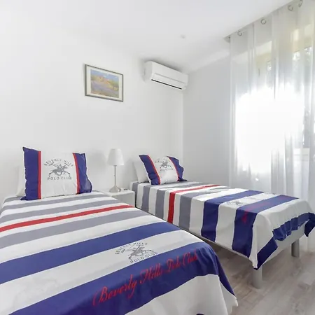 Charming 2-room In The Center * كان